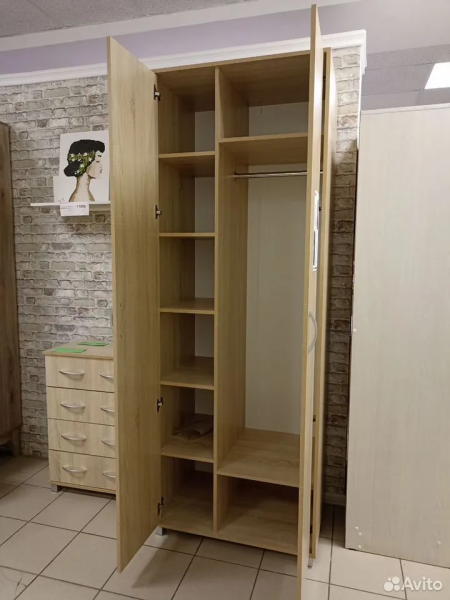 Шкaф двухдверный